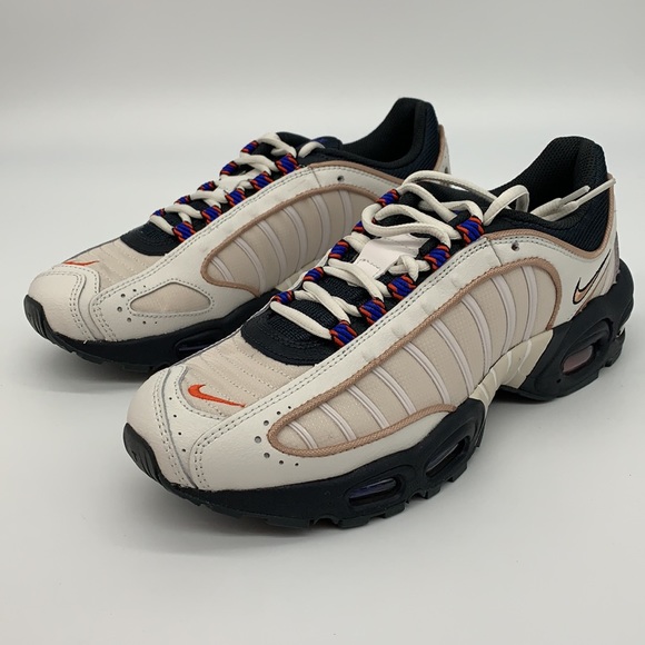 Air Max Tailwind IV SE - Picture 8 of 11